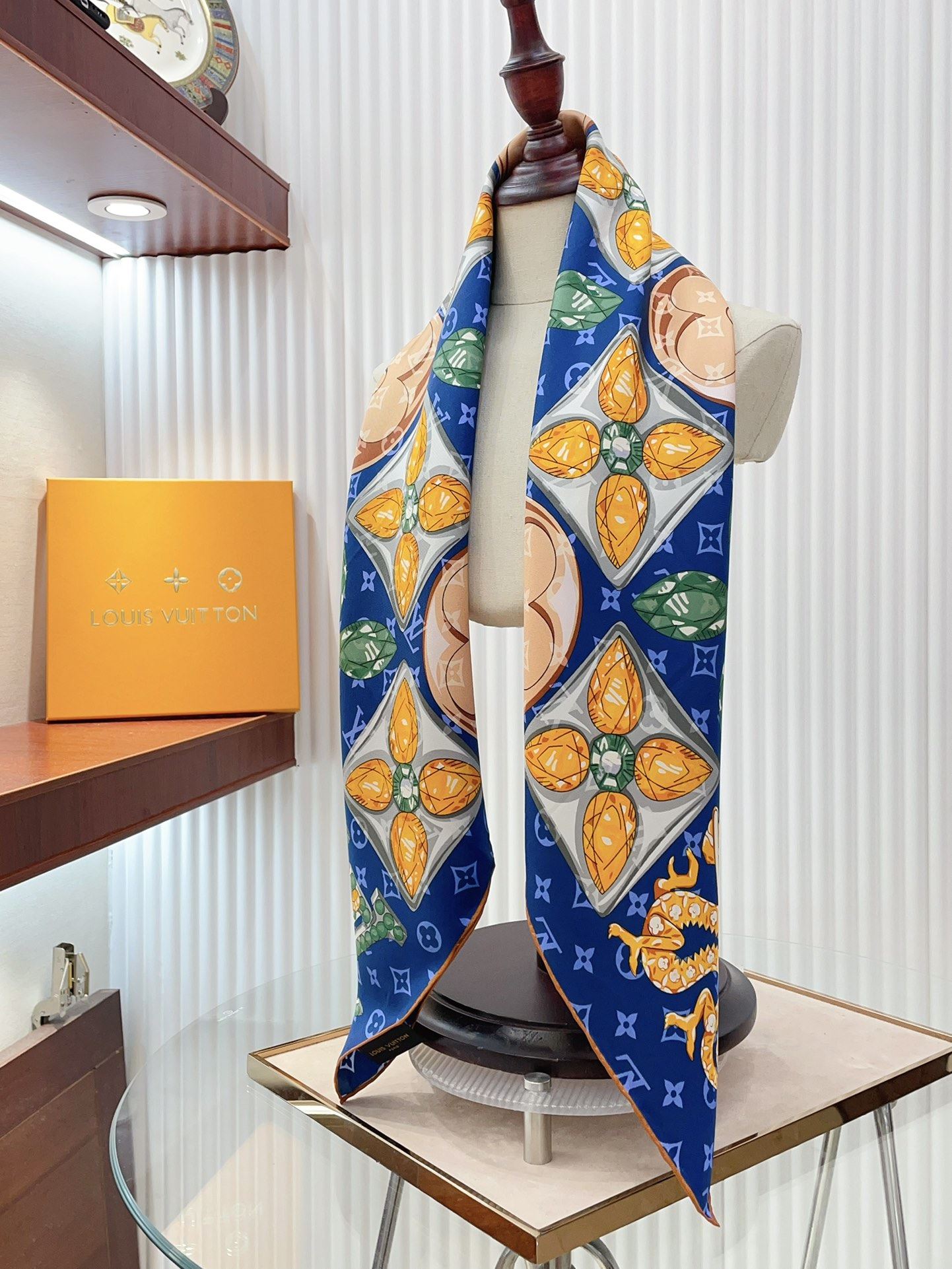 Louis Vuitton Scarf